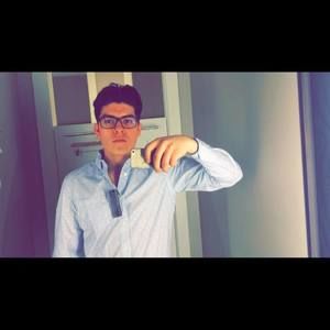 Meet your Posher, Benito