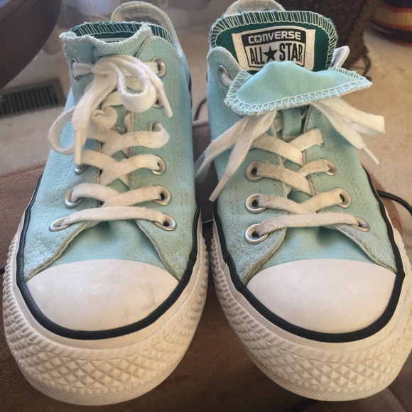 Women's size 8 light Aqua Converse