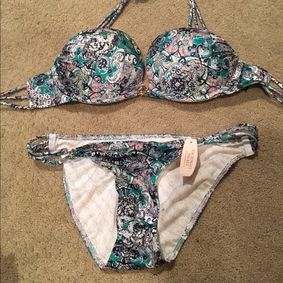 VS Brand New Bombshell Bikini - 32D top/S Bottom