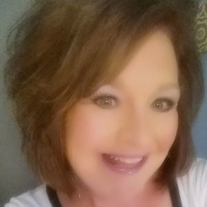 Meet your Posher, Rhonda