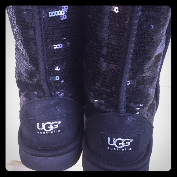 Ugg classic short with sparkles boots