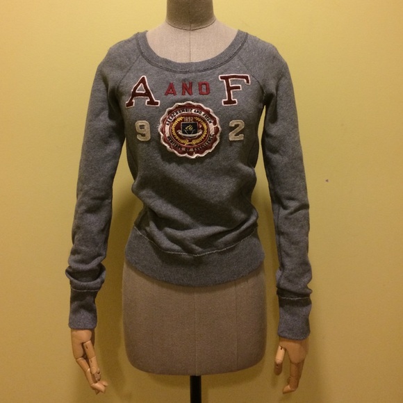 Vintage Abercrombie and Fitch sweatshirt.