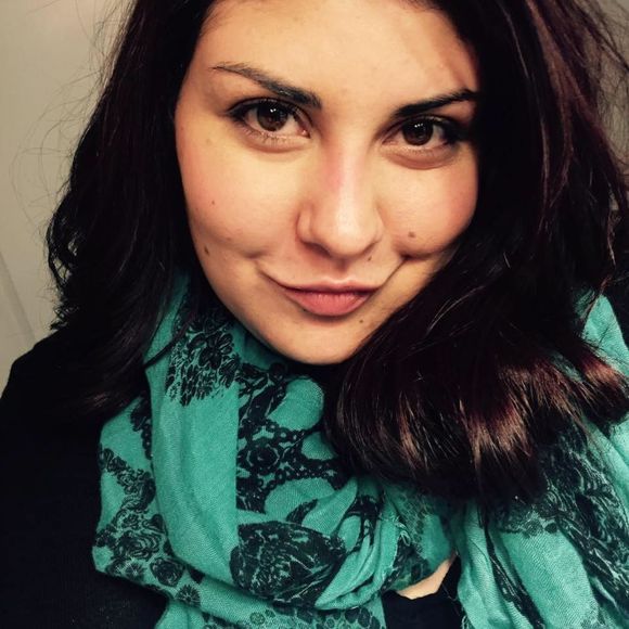 Meet your Posher, Alexandra - Picture 1 of 1