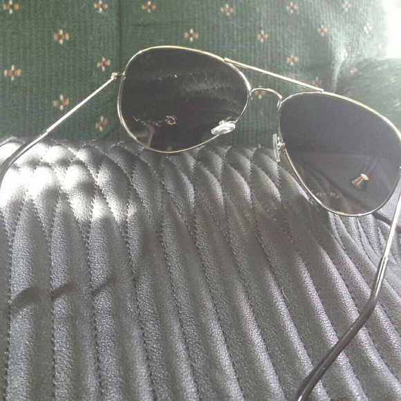 Aviator Sunglasses - Picture 3 of 3