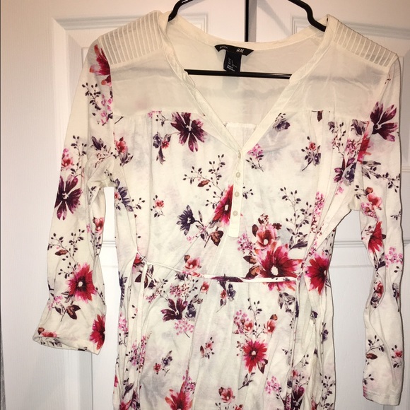 H & M Floral Maternity Top