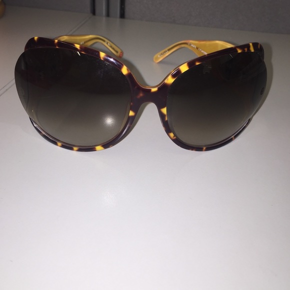 Michele brand tortoise framed sunglasses