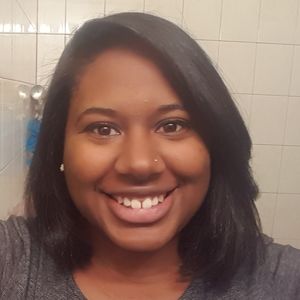 Meet your Posher, Danielle