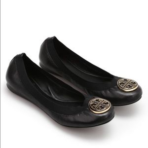 SOLD! Tory Burch Caroline Mestico Elastic Black