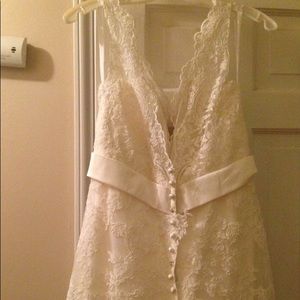 NWT Allure Wedding Dress Style 8634 never altered