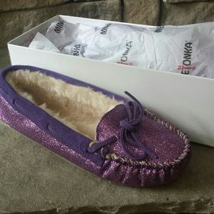 Purple Glitter Minnetonka Slippers Size8 fit small