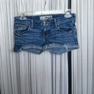 Hollister / short shorts