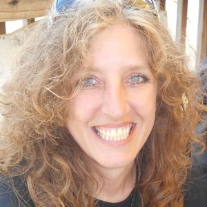 Meet your Posher, Tina