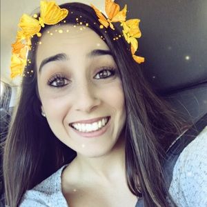 Meet your Posher, Daniela