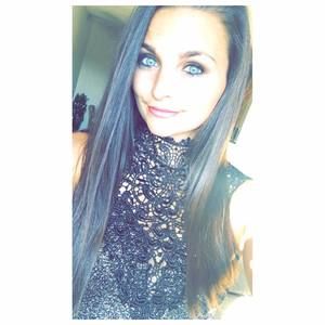 Meet your Posher, Hope