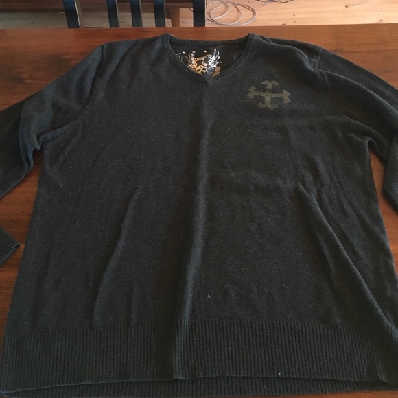 Men's Ringspun sweater with skull and Lion detail