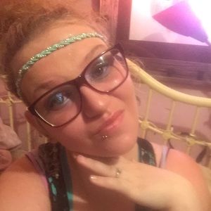 Meet your Posher, Heidi