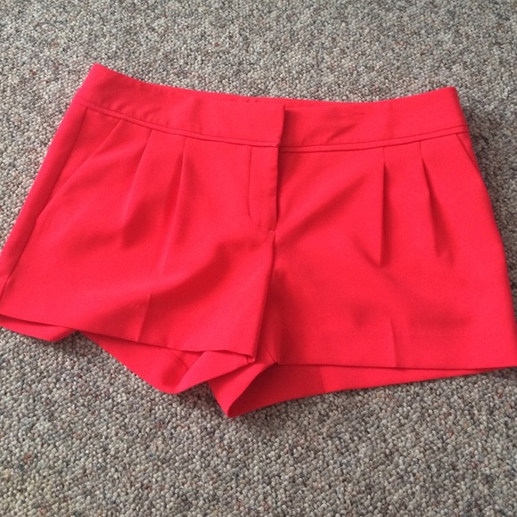 Express electric pink shorts
