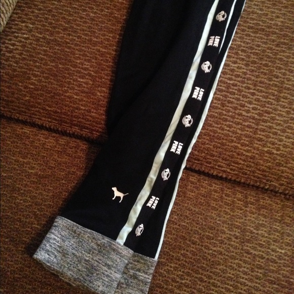 Victoria secrets pink legging pants