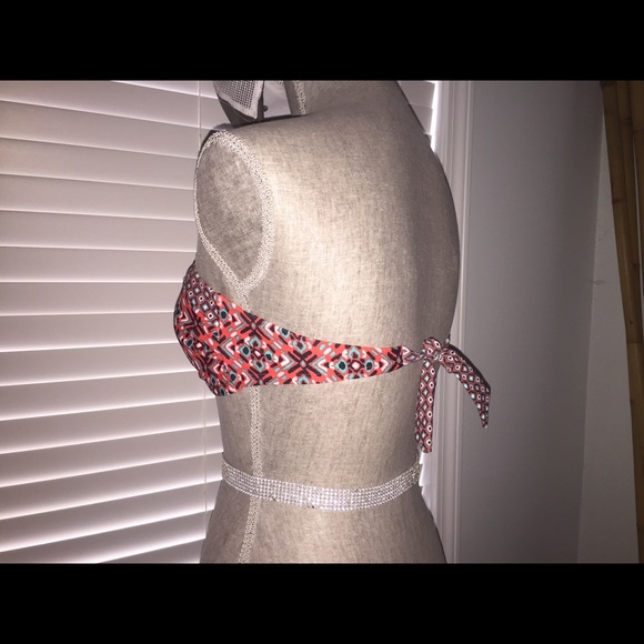 Tribal Pattern Bathing Suit Top - Picture 3 of 4