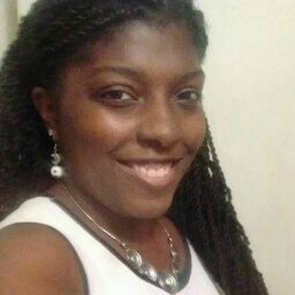 Meet your Posher, Brittany - Picture 2 of 2