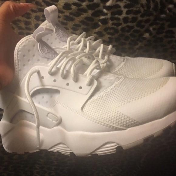 Nike Huarache All White