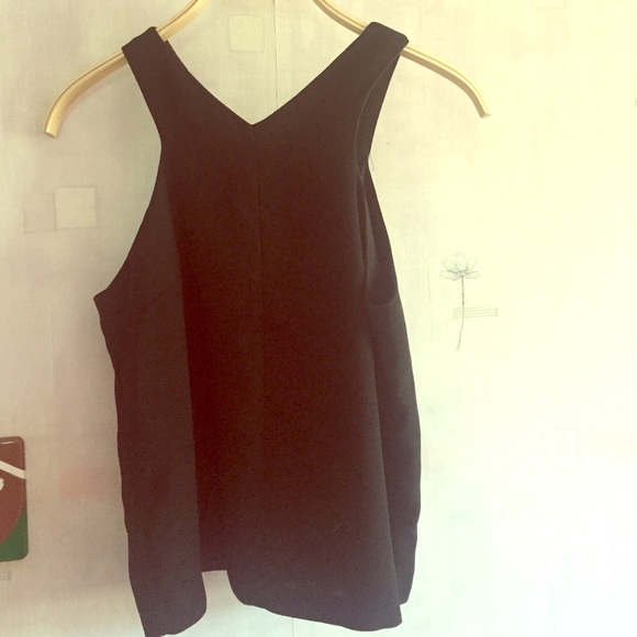 Forever 21 slit back top