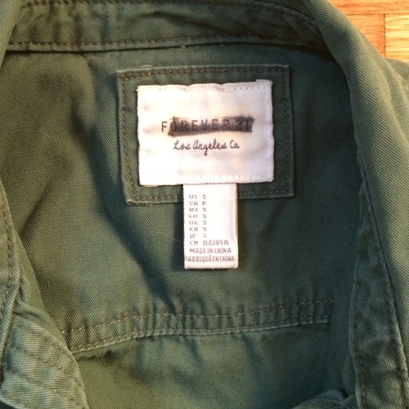 Lightweight green cargo jacket - Picture 3 of 4