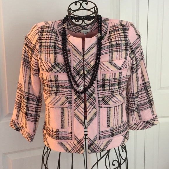 AQUA size 10 blazer. Chanel inspired. Almost new