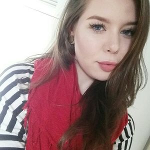 Meet your Posher, Christina