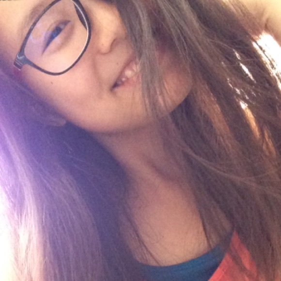 Meet your Posher, Jasmine