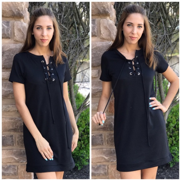 LAST ONE! 🌸 Black Lace Up Shift Dress - Picture 2 of 3