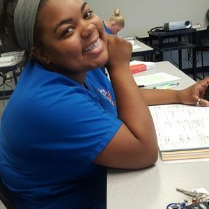 Meet your Posher, Tavia