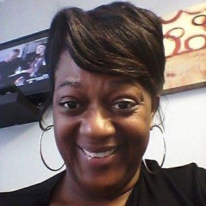 Meet your Posher, Carla