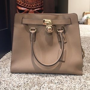 Michael Kors Hamilton Saffiano Leather Large Satch