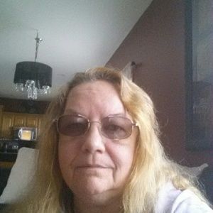 Meet your Posher, Debra