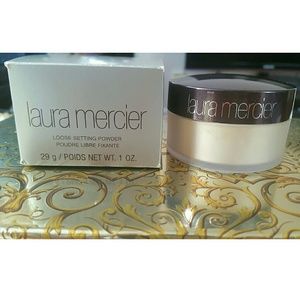 ♔Laura Mercier Loose setting powder