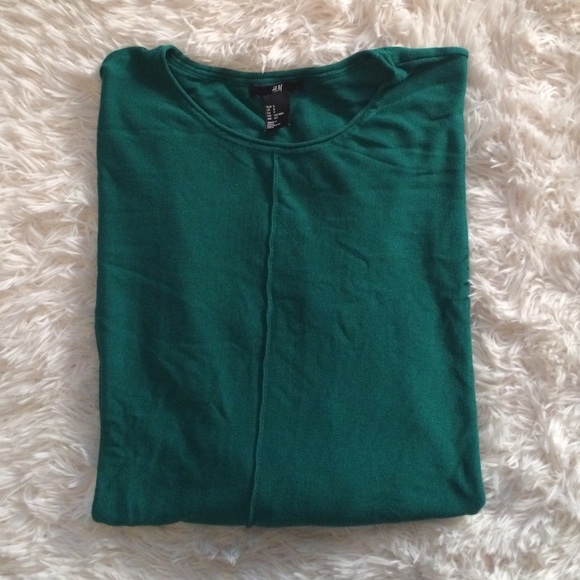 NWOT Green oversized sweater