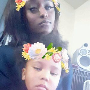 Meet your Posher, Leana