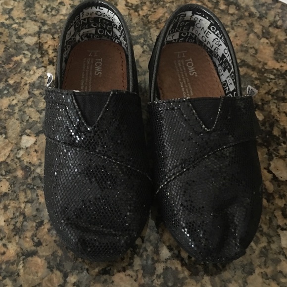 Toddler girls sparkle black TOMS
