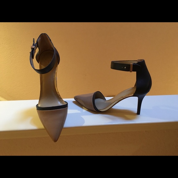 High heeled sandals - Picture 2 of 3