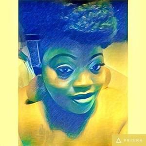 Meet your Posher, Latoya