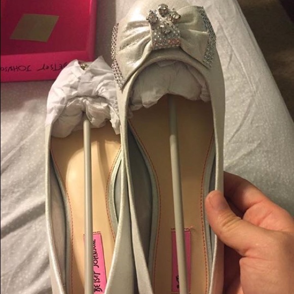 Betsey Johnson flats