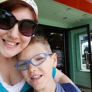 Meet your Posher, Melissa