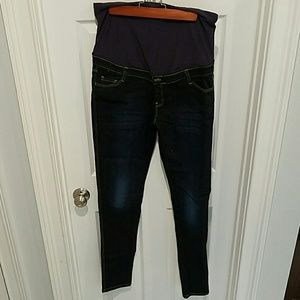 Maternity jeans