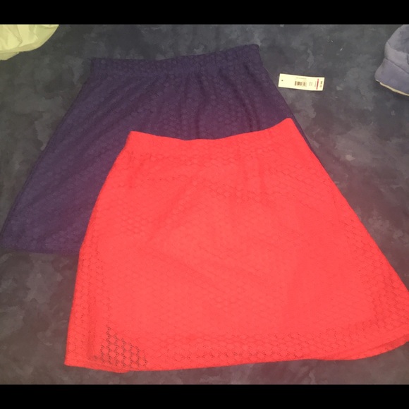 Pink and Blue Skirt - Picture 2 of 4