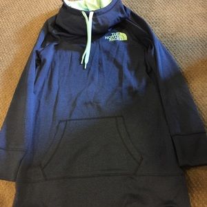 🎉OFFERS WELCOME!🎉Northface sweatshirt