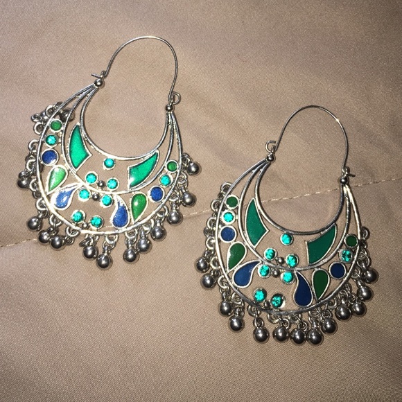 Gorgeous blue and green earnings!!
