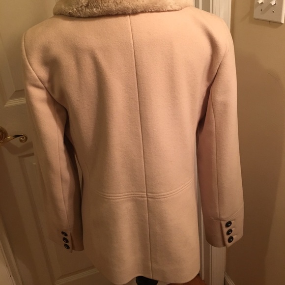 Cole Haan Cashmere Coat with Beaver Fur Collar - Picture 4 of 4