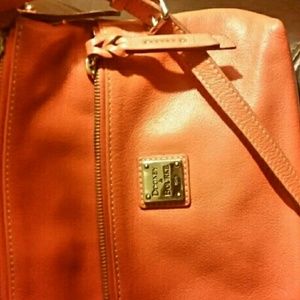 🛇SOLD 🛇Dooney & Burke Cross Body