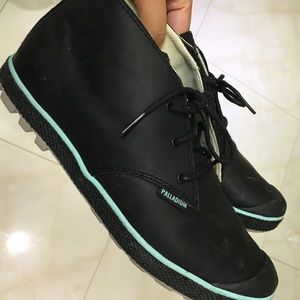selling boots